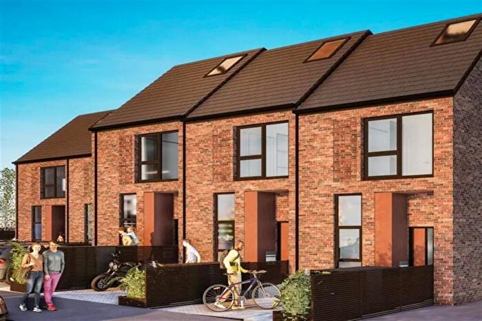 3 Bedroom End Of Terrace House To Rent In Canal Street, Macclesfield, SK10