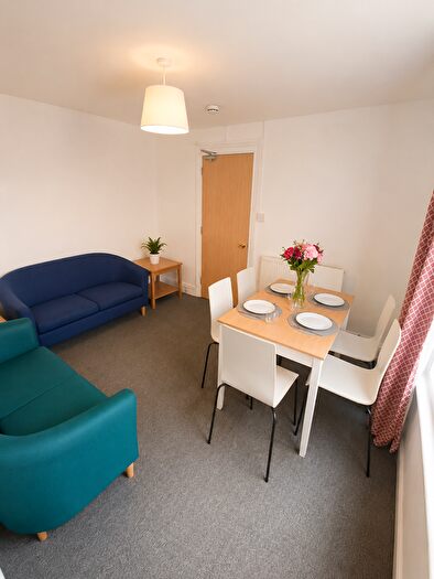 6 Bedroom Terraced House To Rent In Elizabeth Way, Cambridge, CB4