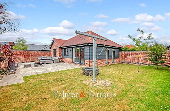 2 Bedroom Bungalow For Sale In Meadow Close, Elmstead, Colchester, Essex, CO7