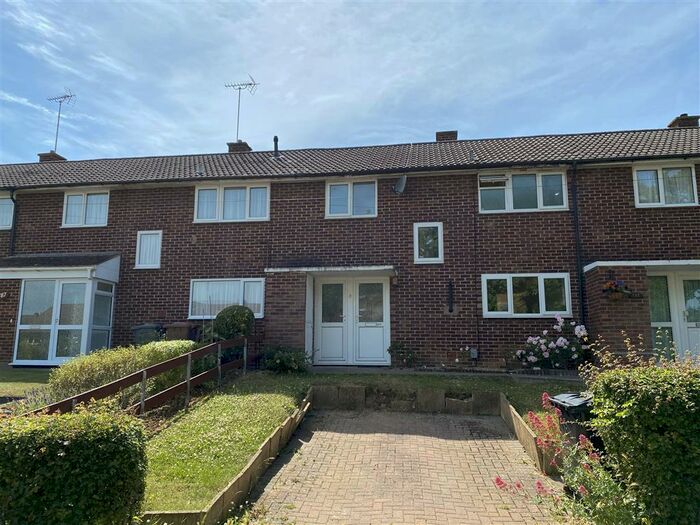 3 Bedroom House To Rent In Shephall Way, Stevenage, SG2