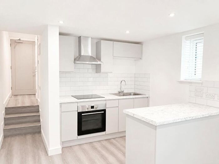 1 Bedroom Flat To Rent In College Place, Southampton, SO15