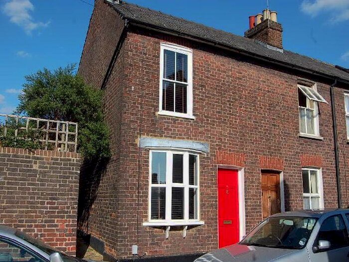 2 Bedroom Property To Rent In Bedford Road, St Albans, AL1