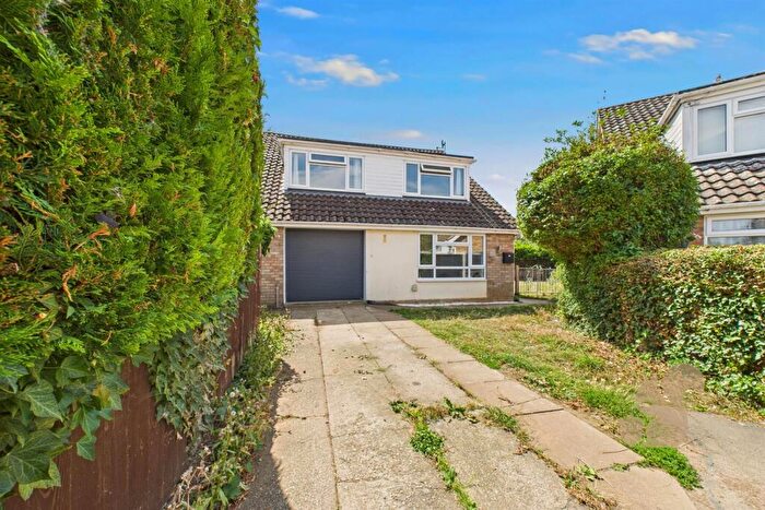 3 Bedroom Detached House For Sale In Bush Grove, Sudbury, CO10