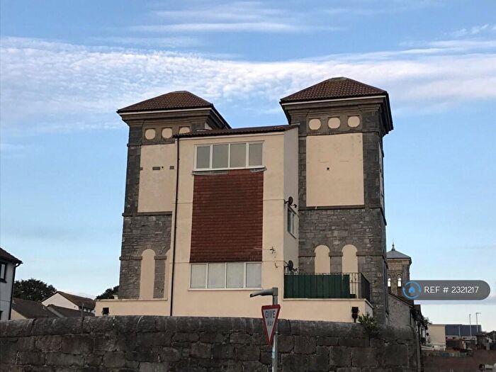 3 Bedroom Penthouse To Rent In Wright Close, Plymouth, PL1