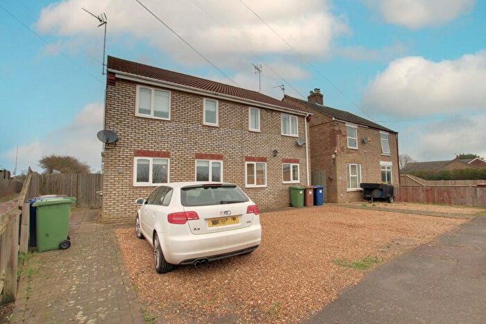 2 Bedroom Semi Detached House For Sale In Westfield Road, Manea, PE15