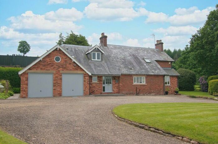 3 Bedroom Detached House For Sale In Cheadle Road, Oakamoor, ST10