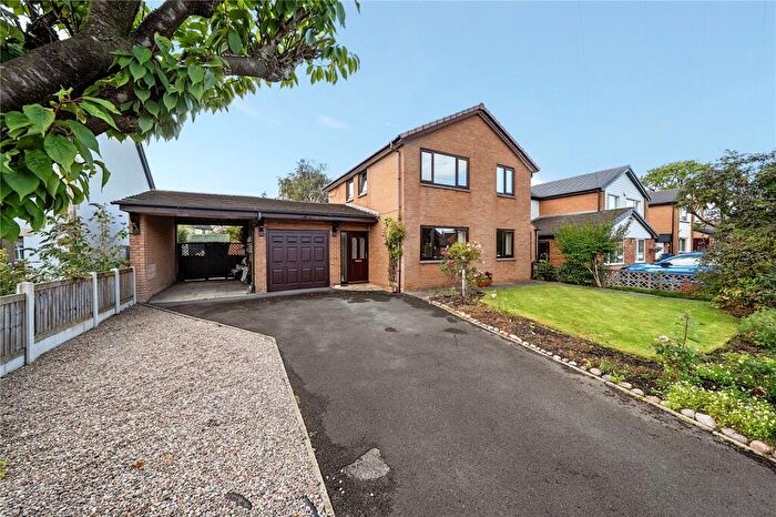 3 Bedroom Detached House For Sale In Fairfield Drive, Clitheroe, Lancashire, BB7
