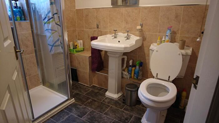 4 Bedroom Terraced House To Rent In Princess Street, LN5