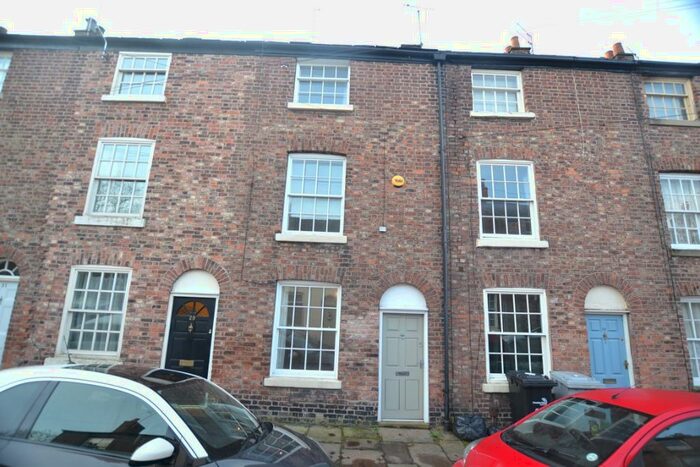3 Bedroom Terraced House To Rent In St Georges Street, Macclesfield, SK11