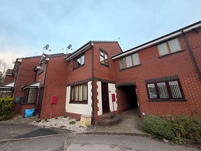 2 Bedroom Terraced House To Rent In Readers Walk, Birmingham, B43