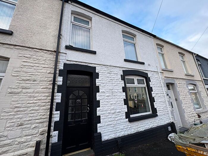 4 Bedroom Terraced House To Rent In Kilvey Terrace, St. Thomas, Swansea, SA1