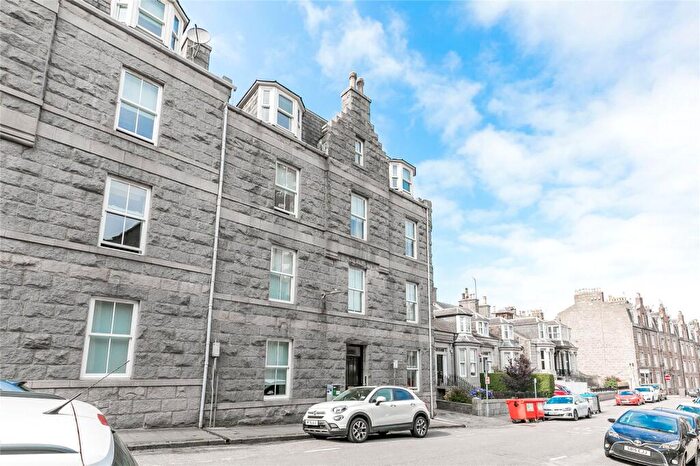 1 Bedroom Flat To Rent In Gilcomston Park, Aberdeen, AB25