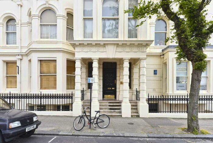 2 Bedroom Apartment To Rent In Palmeira Avenue Mansions, Hove, East Sussex, BN3