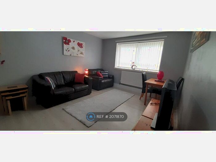 2 Bedroom Flat To Rent In Warwickhill Road, Kilmarnock, KA1