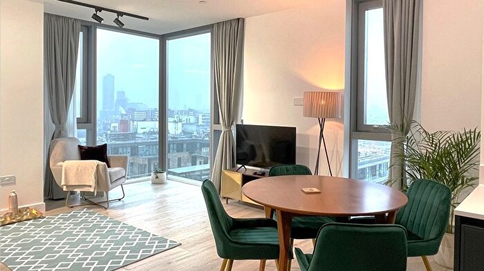 2 Bedroom Flat To Rent In Valencia Tower, Bollinder Place, EC1V
