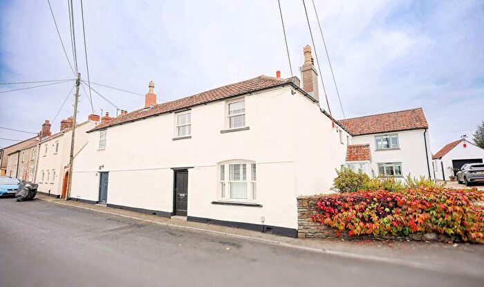 3 Bedroom Cottage For Sale In A Delightful Home In Historic Silver Street, BS48