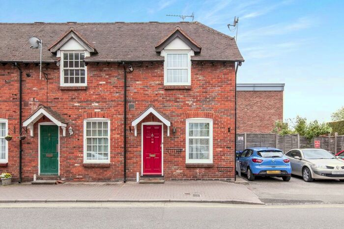 1 Bedroom Terraced House To Rent In Bulstrode Way, SL9