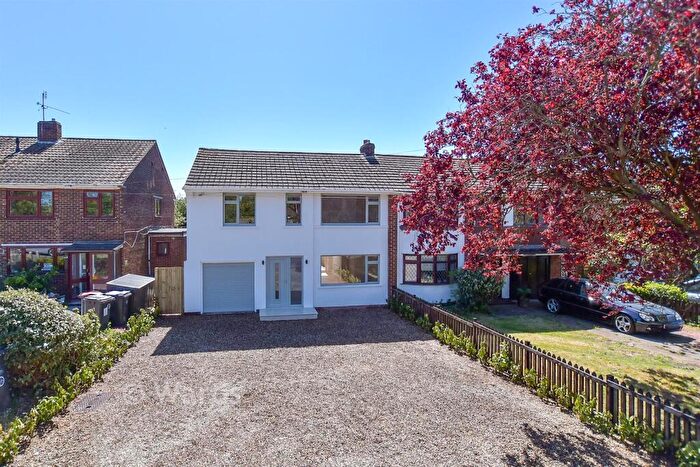 3 Bedroom Semi-Detached House For Sale In Old Bridge Road, Whitstable, Kent, CT5