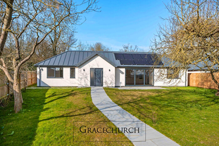 2 Bedroom Detached House For Sale In Elm Mews, Aimes Green, EN9