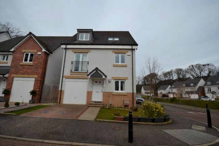 5 Bedroom Detached House To Rent In Pikes Pool Drive, Kirkliston, Edinburgh, EH29