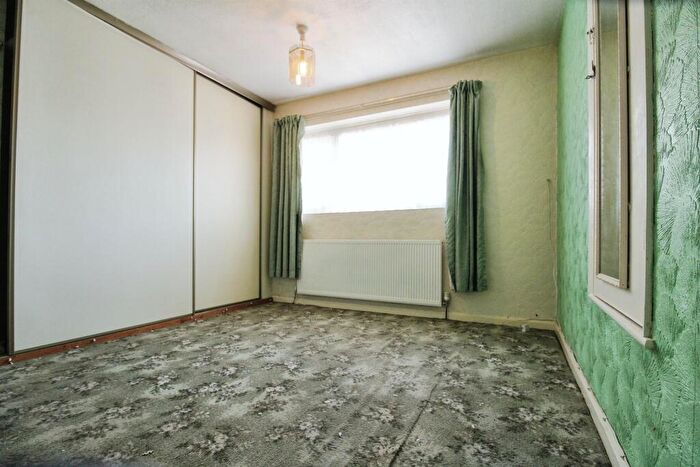 3 Bedroom End Of Terrace House For Sale In Ashburton Avenue, Llanrumney, Cardiff, CF3