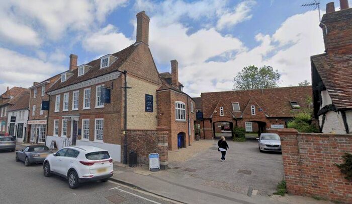 2 Bedroom Apartment To Rent In Upper High Street, Thame, OX9