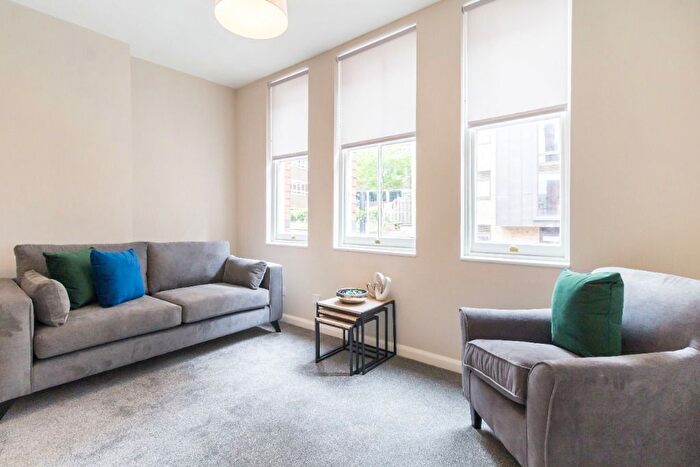 1 Bedroom Flat To Rent In Derby Street, City Centre, Nottingham, NG1