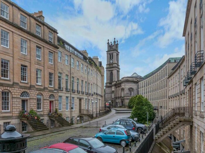 2 Bedroom Flat To Rent In Fettes Row, New Town, Edinburgh, EH3