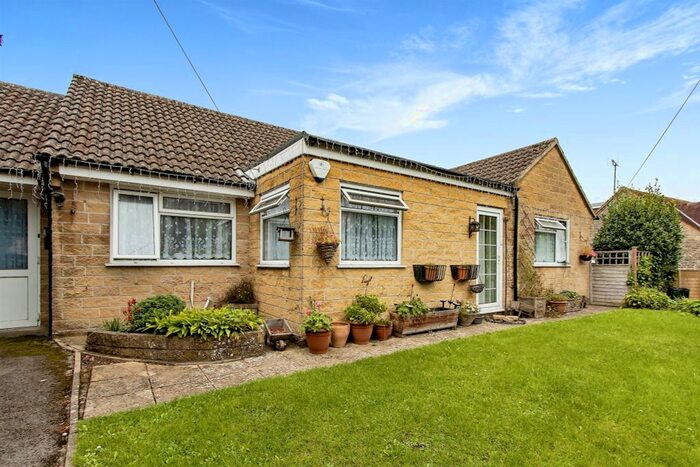 2 Bedroom Detached House For Sale In Barn Street, Crewkerne, TA18