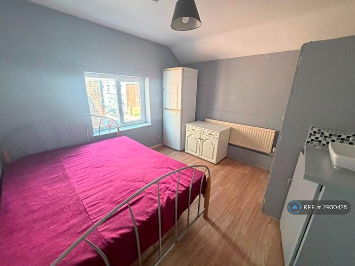 10 Bedroom Detached House To Rent In Rectory Road, Ipswich, IP2