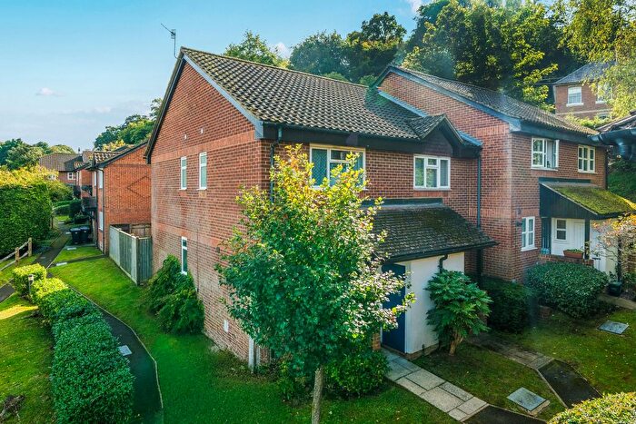 2 Bedroom End Of Terrace House For Sale In Godalming, Surrey, GU7