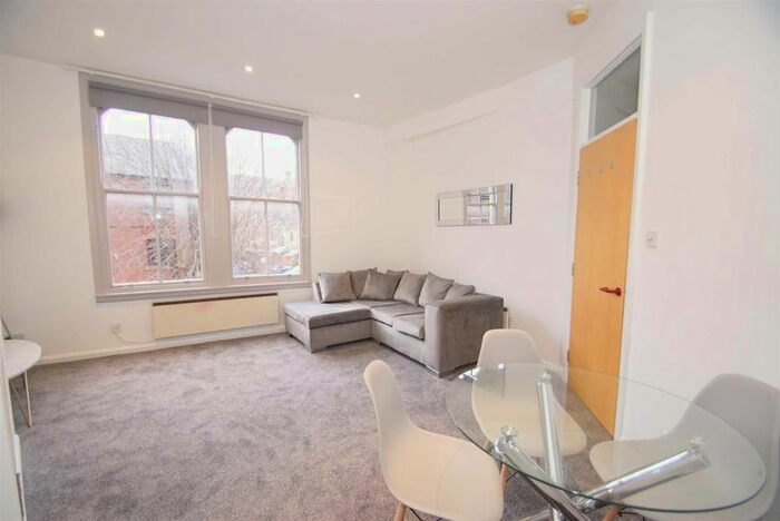 1 Bedroom Flat To Rent In Saxton House, Maude Street, Leeds, LS2