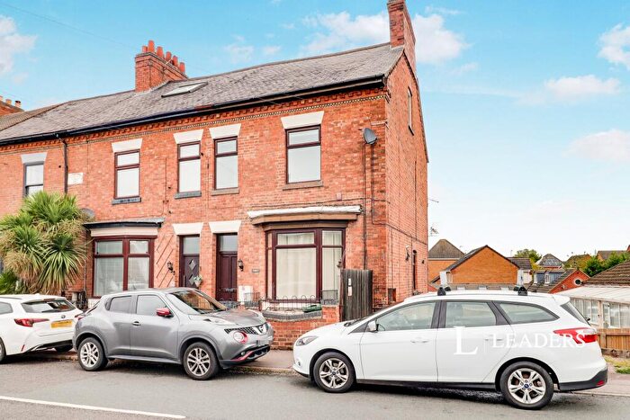 6 Bedroom Semi-Detached House To Rent In Wanlip Road, Syston, LE7