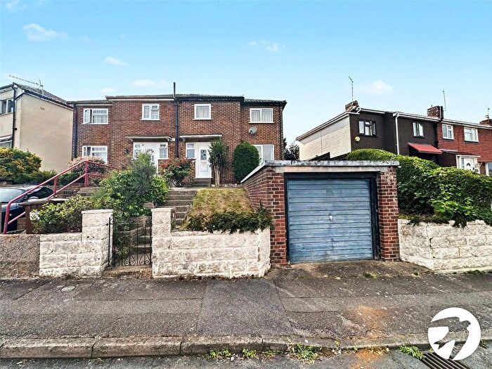 3 Bedroom Semi Detached House For Sale In Pickwick Crescent, Rochester, Kent, ME1