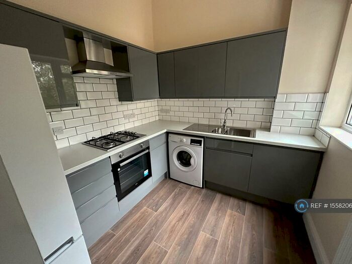 2 Bedroom Flat To Rent In Ground Floor, Bristol, BS8
