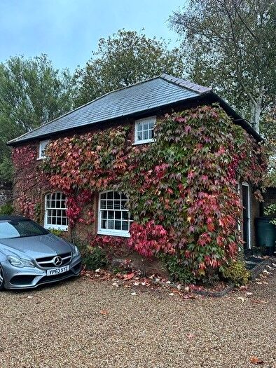 1 Bedroom Property To Rent In Poole Road, Wimborne, BH21