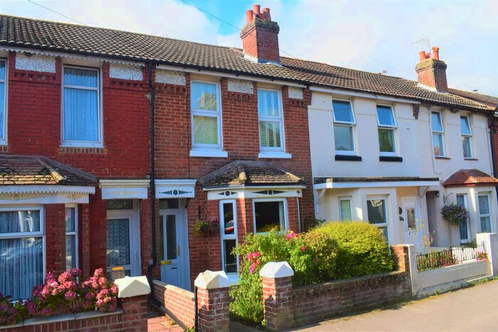 3 Bedroom Terraced House To Rent In Hamilton Road, Bishopstoke, Eastleigh, Hampshire, SO50