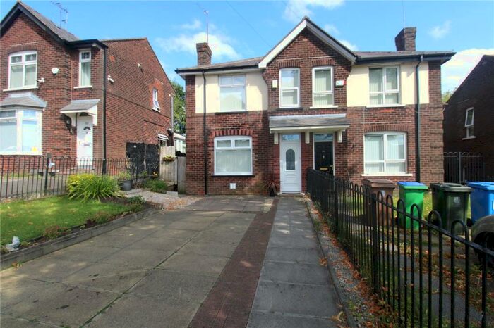 2 Bedroom Semi-Detached House To Rent In Brotherod Hall Road, Rochdale, Greater Manchester, OL12