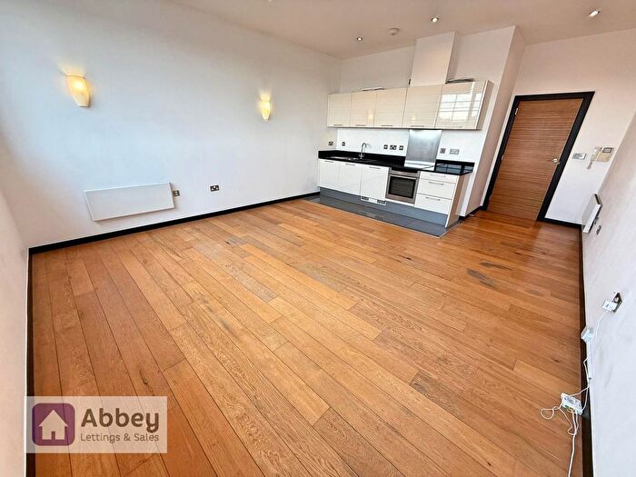 1 Bedroom Flat To Rent In Abbey Park Road, The Shoe Factory, LE4