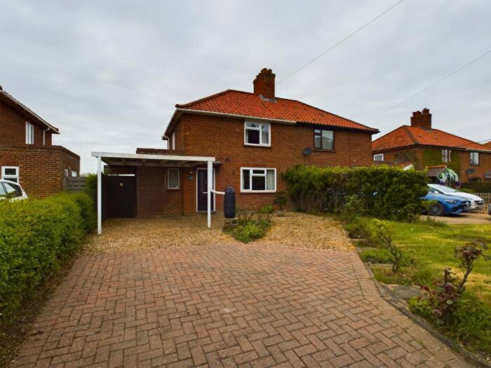 Semi-Detached House For Sale In Woodrow Lane, Aslacton, Norwich, Norfolk, NR15