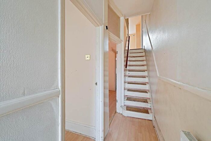 3 Bedroom Terraced House For Sale In South Birkbeck Road, London, E11