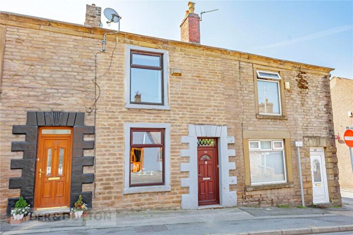 2 Bedroom Terraced House For Sale In Oldham Road, Springhead, Saddleworth, OL4