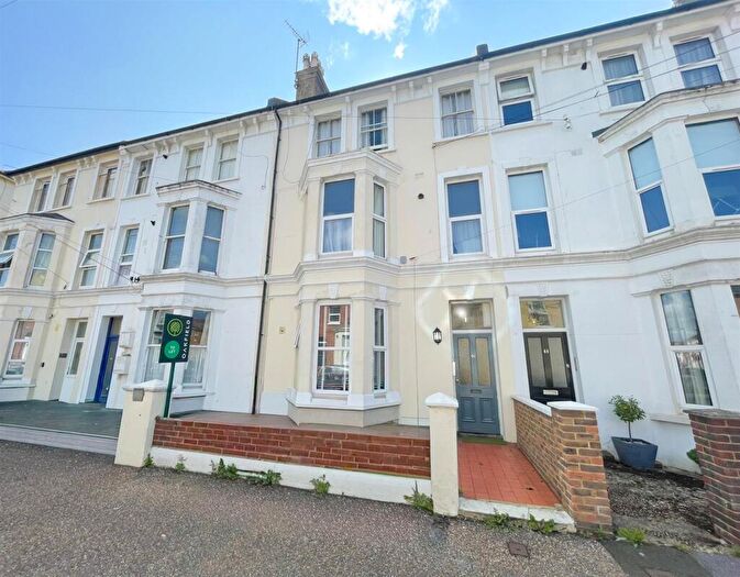 1 Bedroom Flat To Rent In Langney Road, Eastbourne, BN21