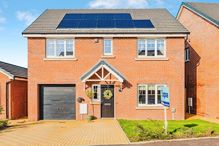 5 Bedroom Detached House For Sale In Heol Y Robin Goch, Pontyclun, CF72