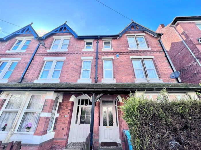 5 Bedroom End Of Terrace House To Rent In Burford Road, Nottingham, NG7