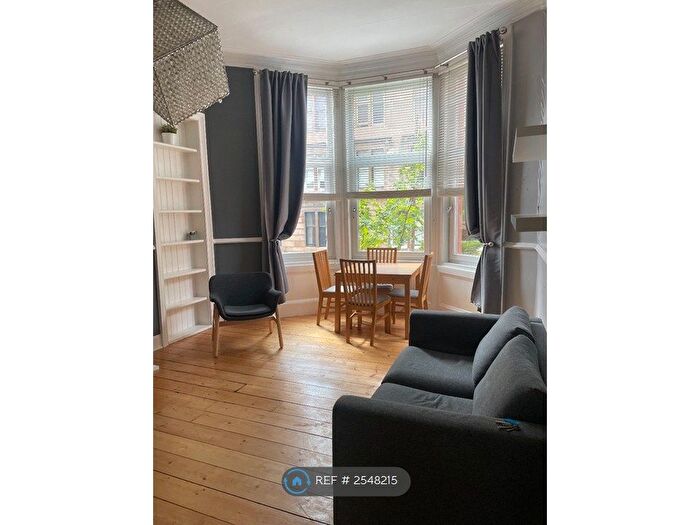 2 Bedroom Flat To Rent In Gardner Street, Glasgow, G11