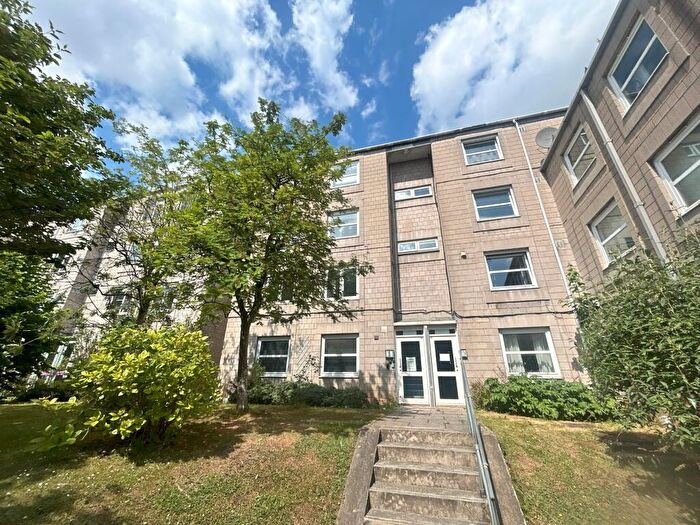 1 Bedroom Flat To Rent In Flat, Dighton Court, Princess Row, Bristol, BS2