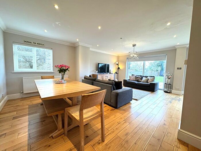 4 Bedroom Detached House For Sale In North Wootton - Detached Bed House In Sought After Location, PE30