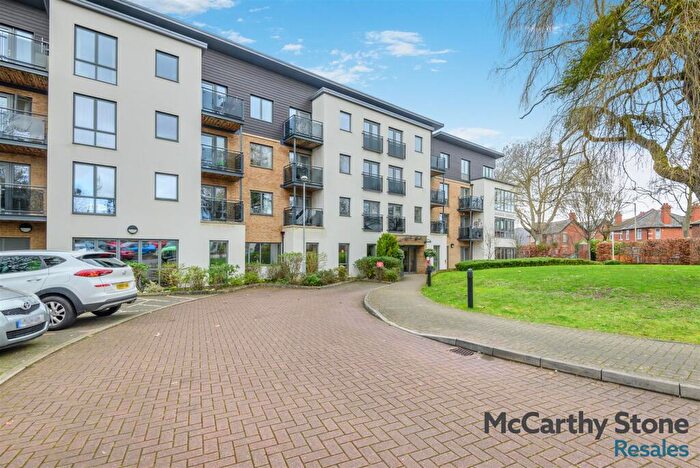 1 Bedroom Apartment For Sale In St. Georges Road, Cheltenham, GL50