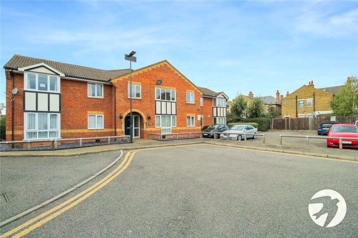 1 Bedroom Flat To Rent In Church Road, Welling, DA16